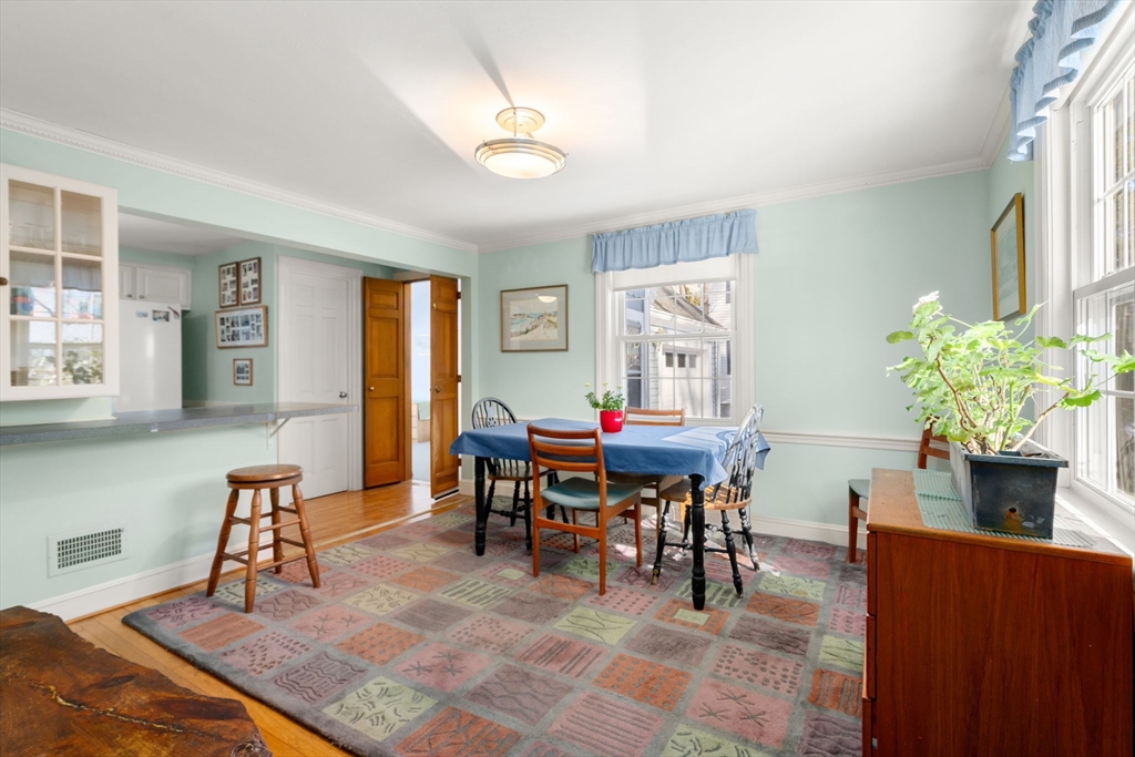 60 Lindbergh Ave
