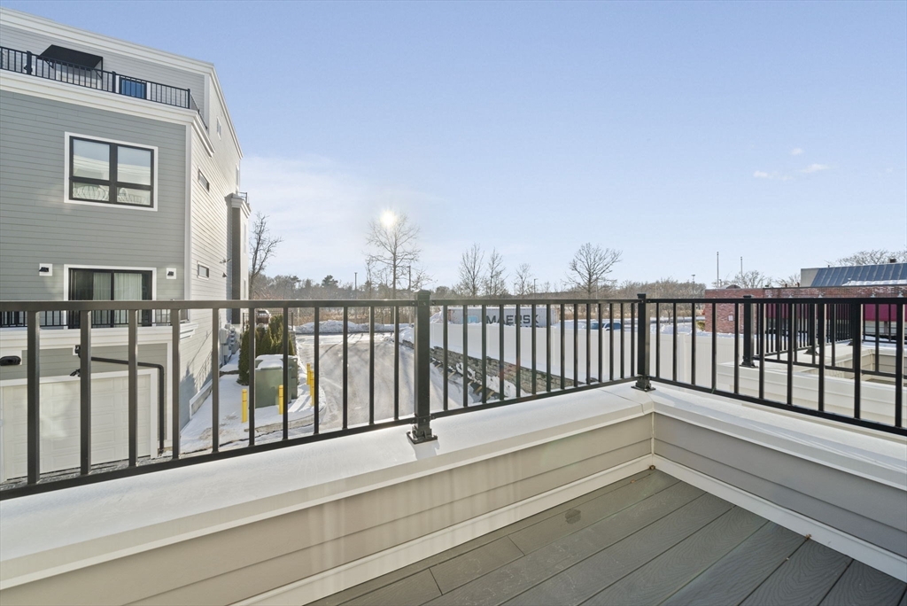 17-31 Charles Park Rd # 196