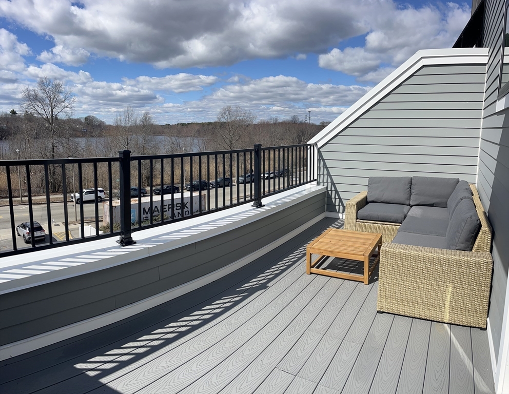 17-31 Charles Park Rd # 196