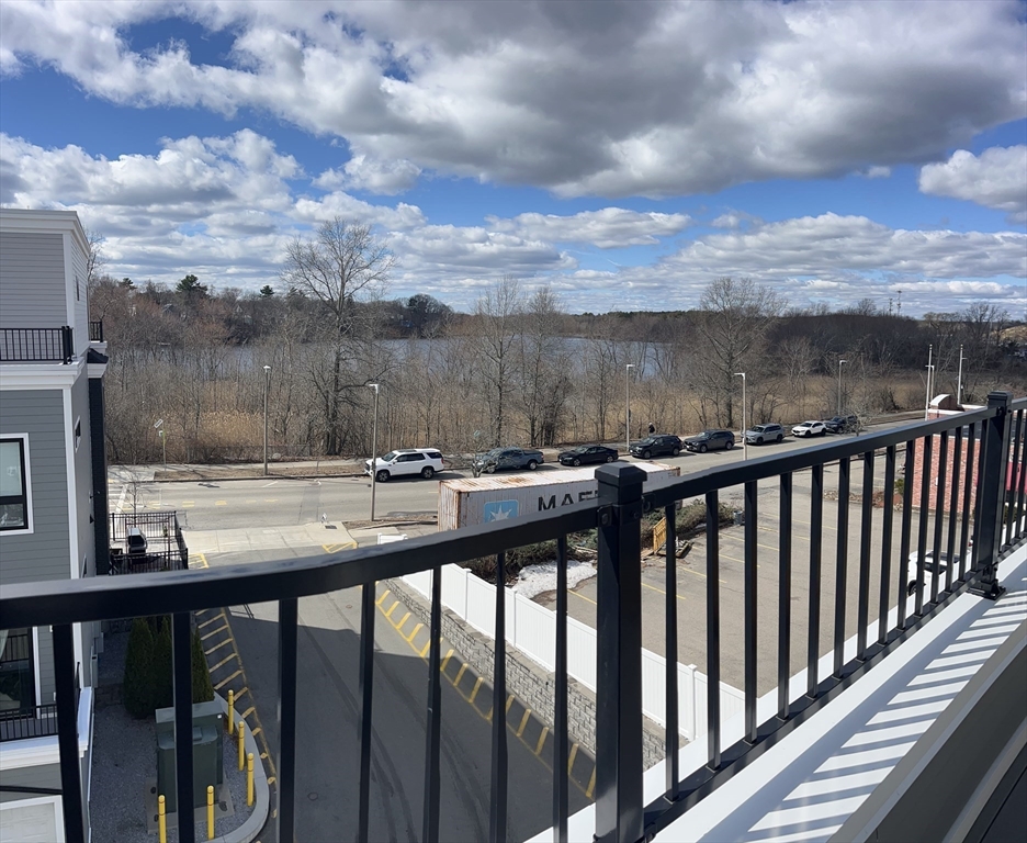 17-31 Charles Park Rd # 196