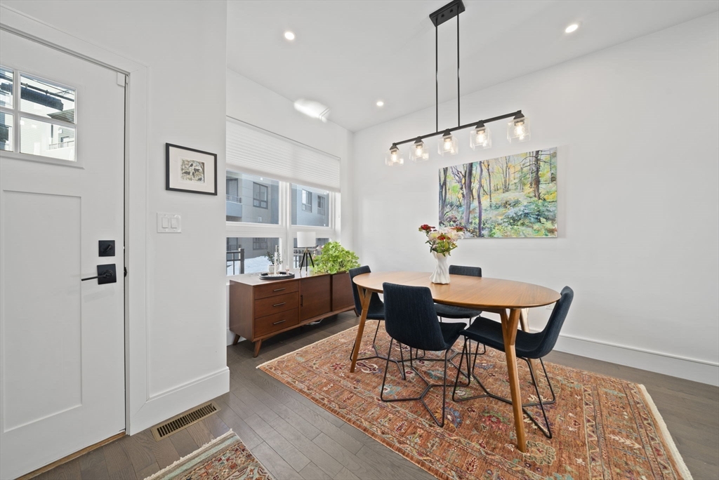 17-31 Charles Park Rd # 196