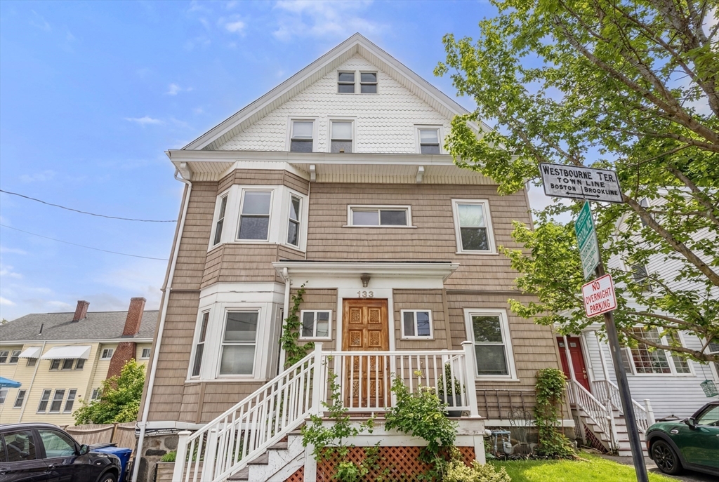 133 Westbourne Terr # 2