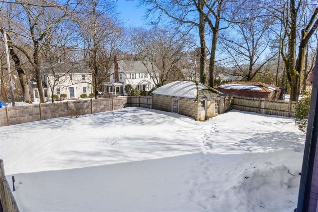 12 Bemuth Rd
