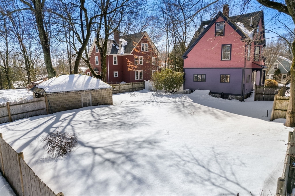 12 Bemuth Rd