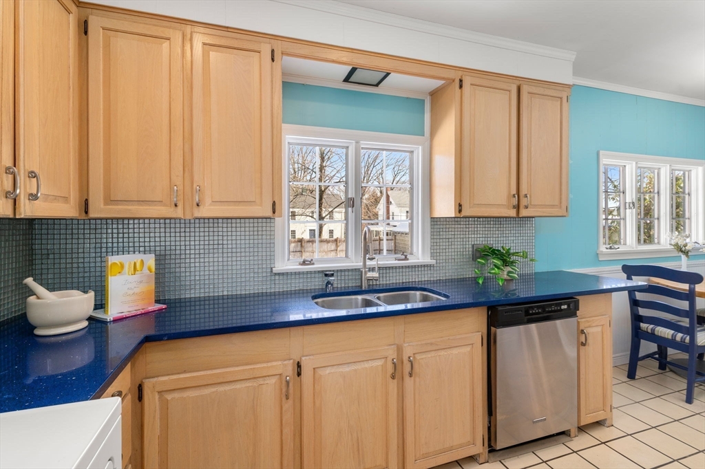 12 Bemuth Rd