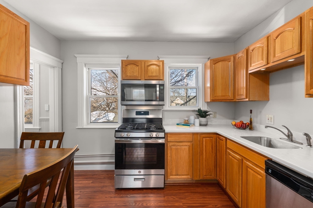 126 Harvey St # 2