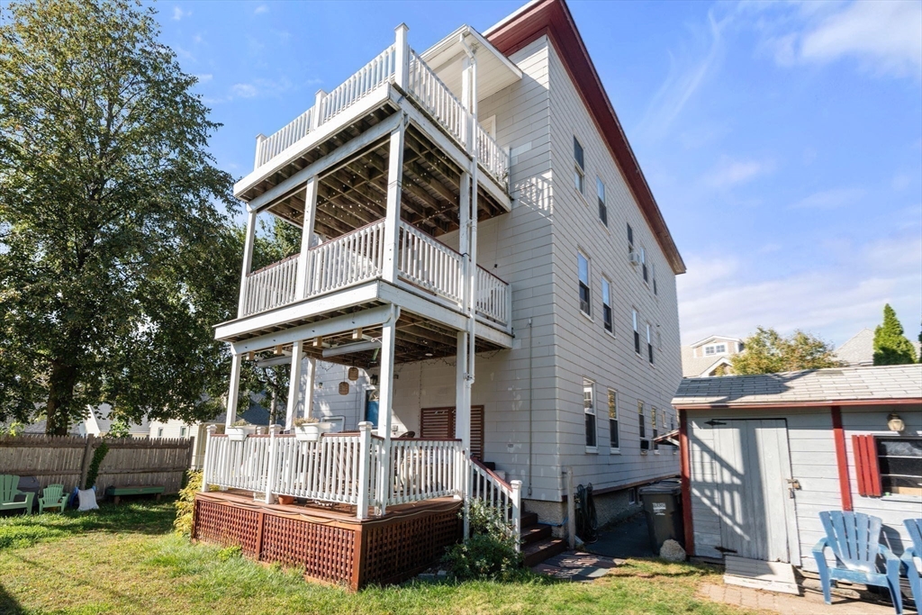 126 Harvey St # 2
