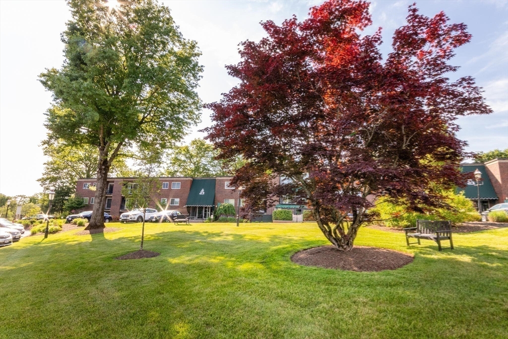 1202 Greendale Avenue # 124