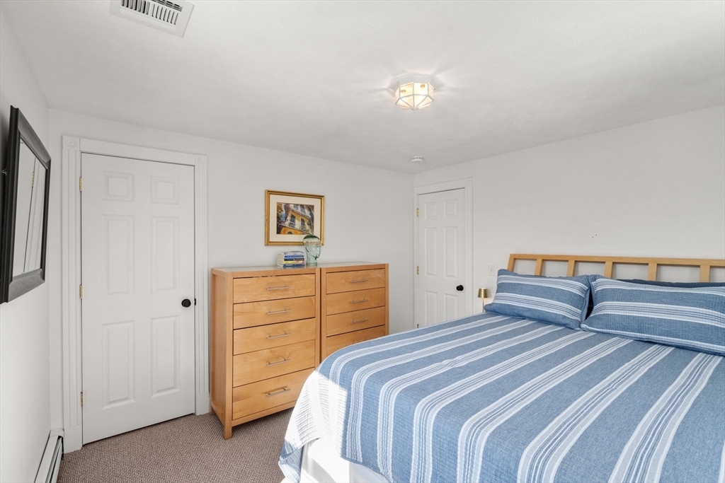 92 Seekonk St
