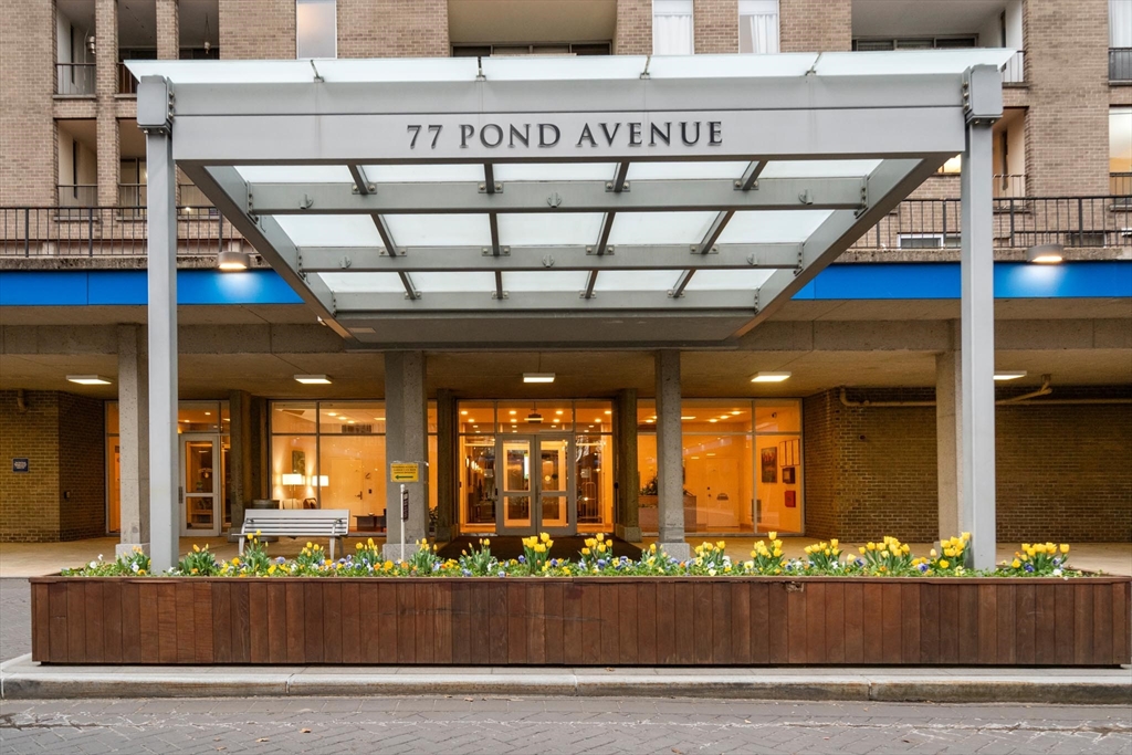 77 Pond Ave # 805