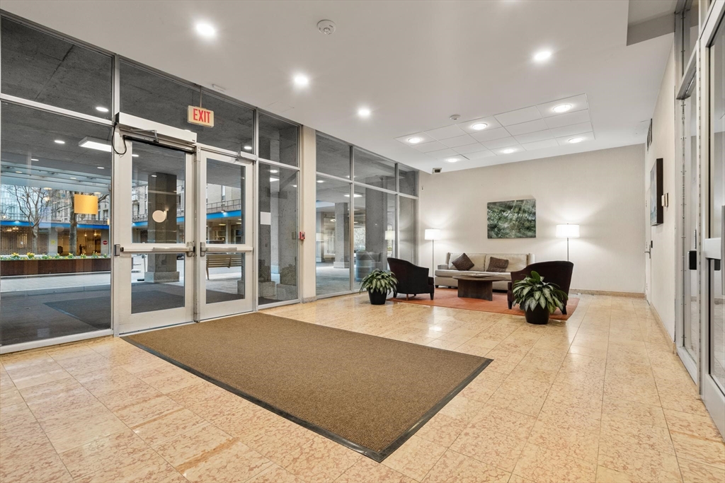 77 Pond Ave # 805