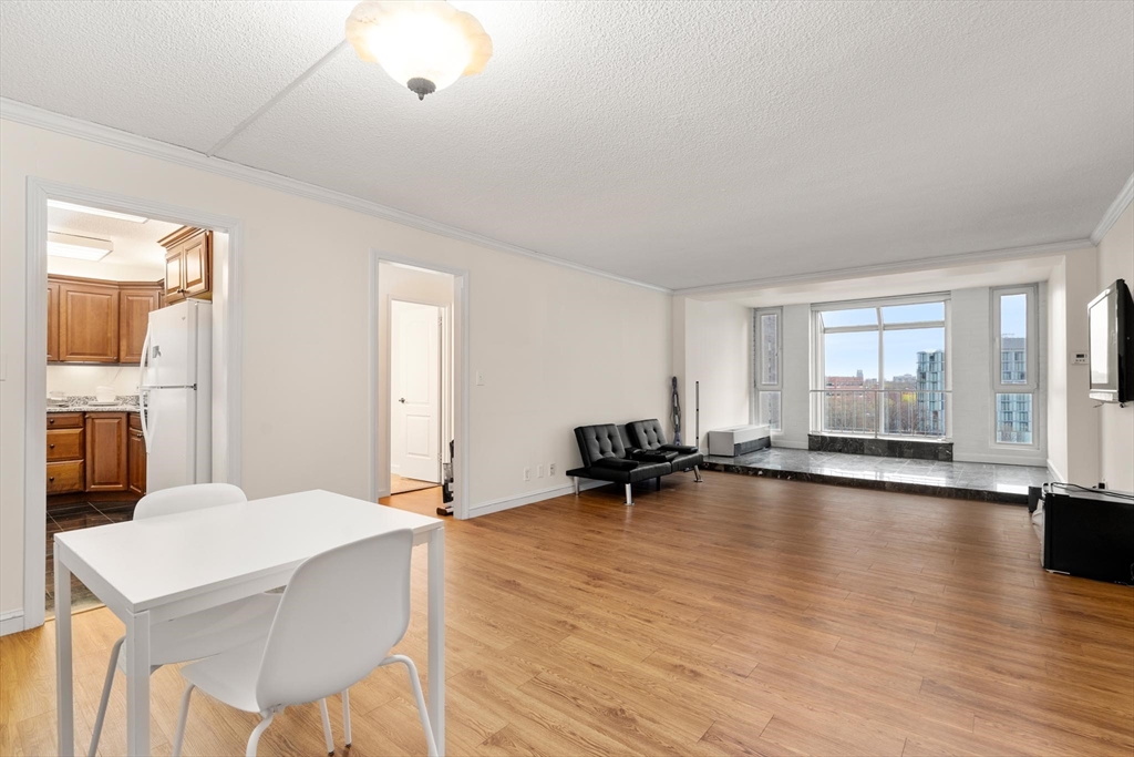 77 Pond Ave # 805