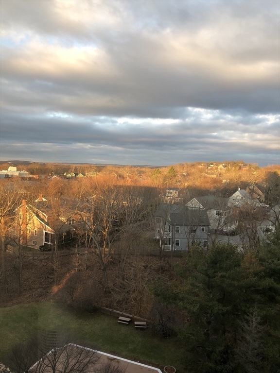 250 Hammond Pond Parkway # 1507N