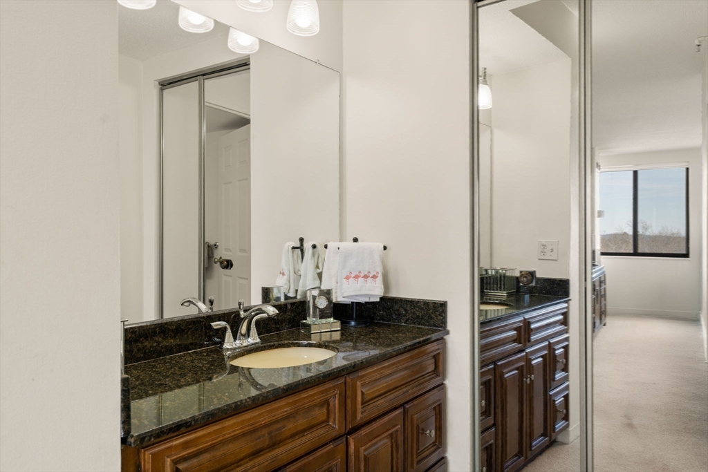 250 Hammond Pond Parkway # 1111S