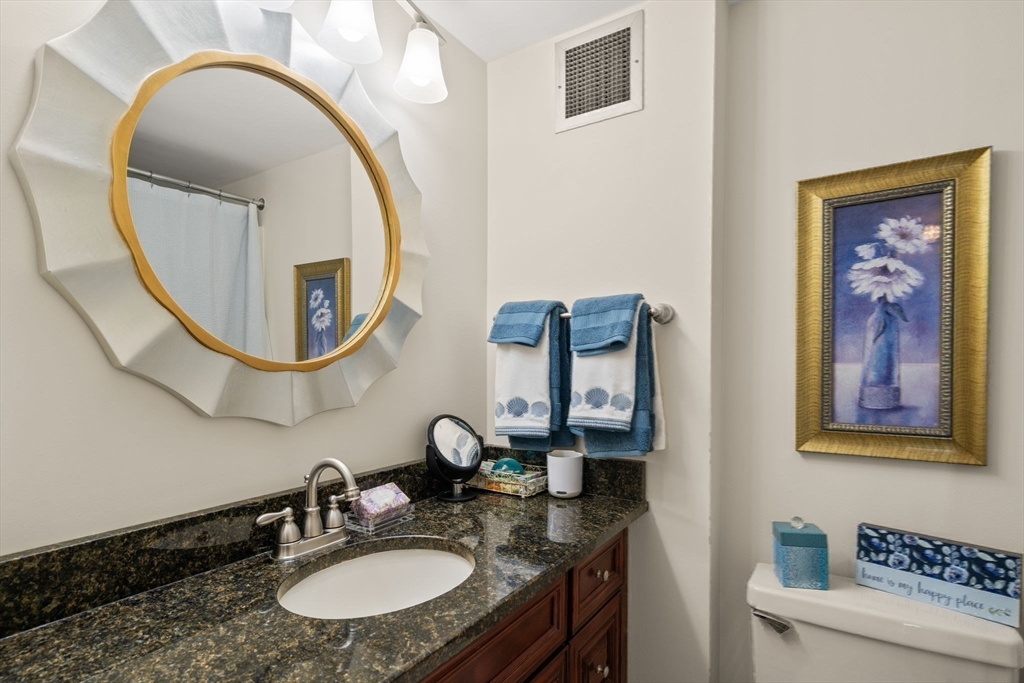 250 Hammond Pond Parkway # 1111S