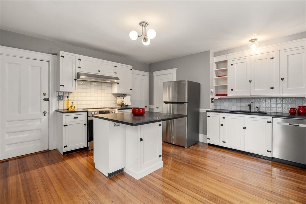 12 Bigelow Cir # 2
