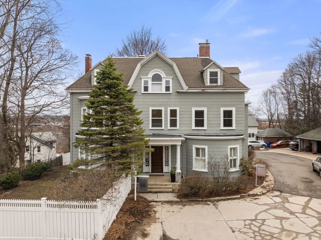 12 Bigelow Cir # 2