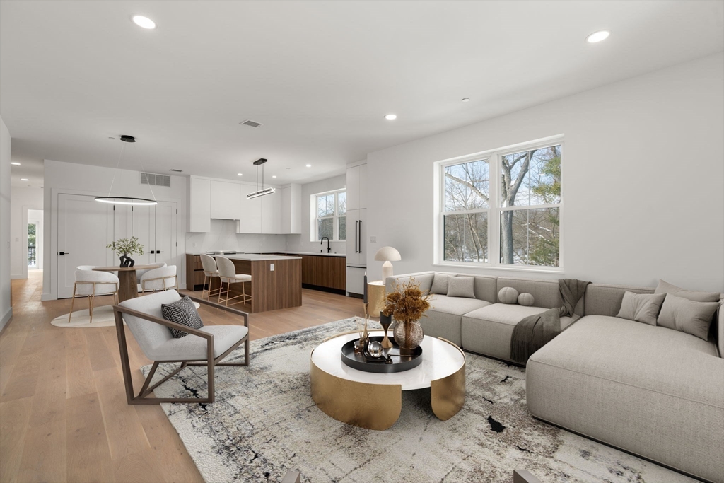 16 Stearns Rd # 208