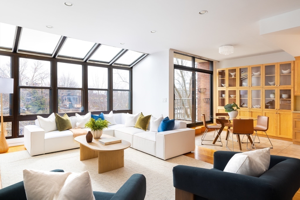 50 Winchester Street # 413