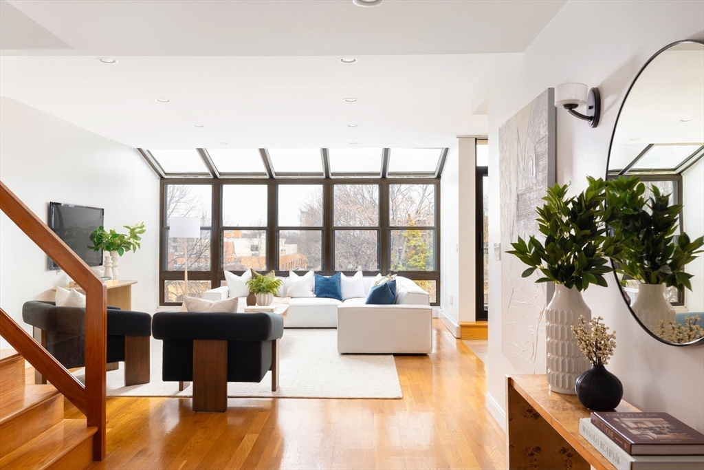 50 Winchester Street # 413