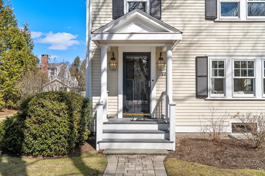 22 S Lincoln St
