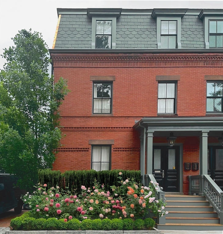 43 Waverly St