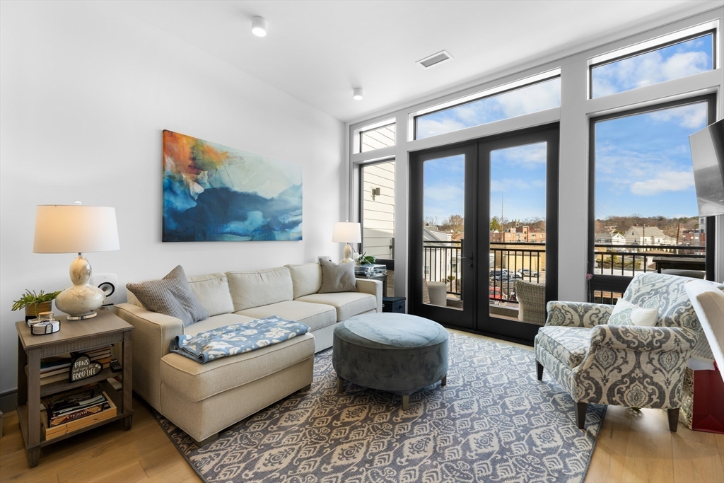 101 N Beacon St # 303
