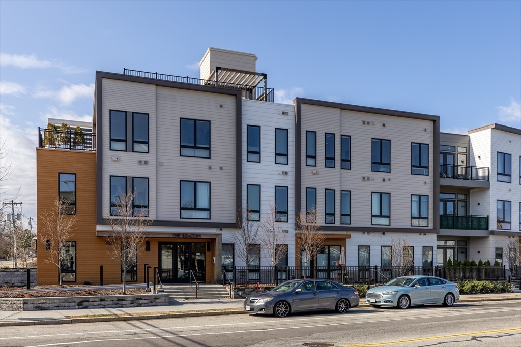 101 N Beacon St # 303