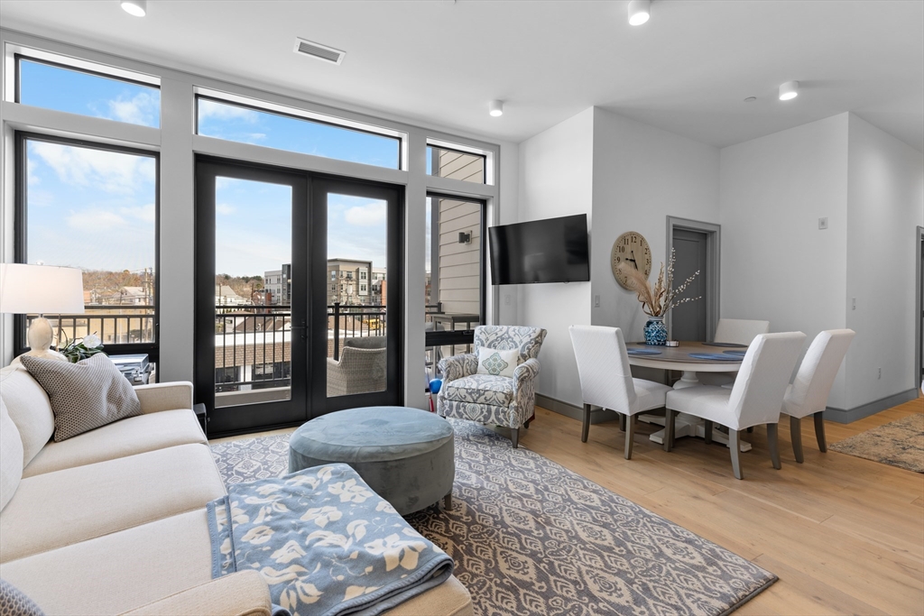 101 N Beacon St # 303