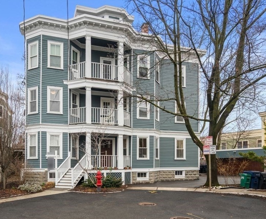 12 Fainwood Circle # 1