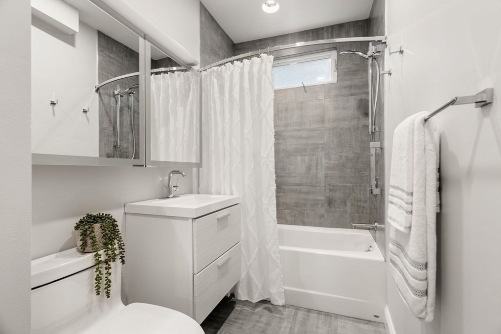 12 Fainwood Circle # 1