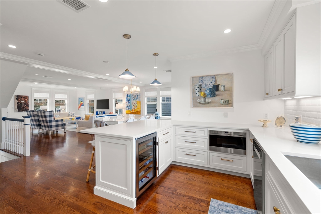27 Summit Ave # 27