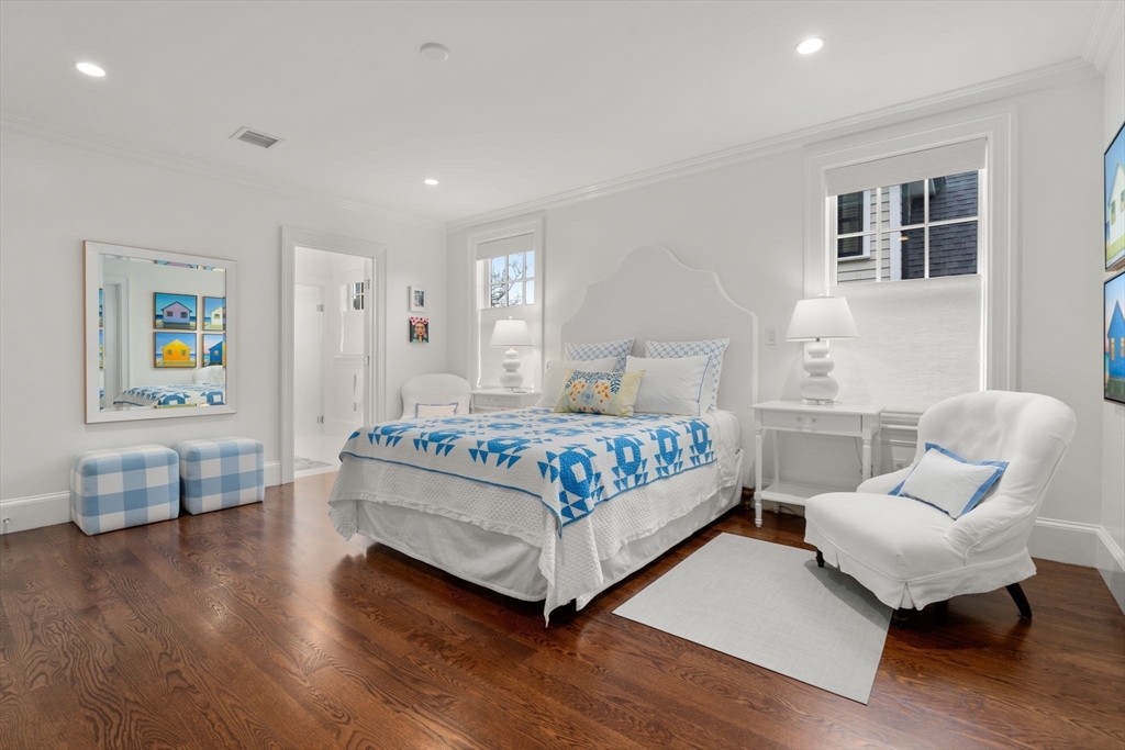 27 Summit Ave # 27