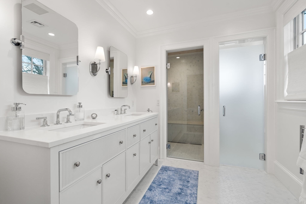 27 Summit Ave # 27