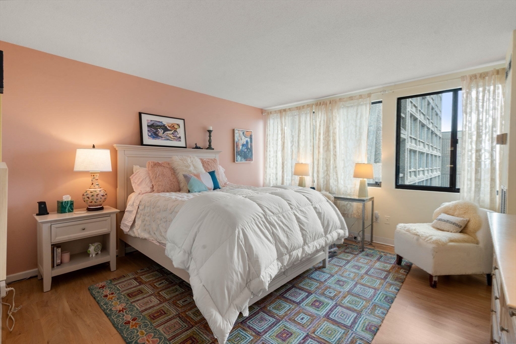 250 Hammond Pond Parkway # 1406N