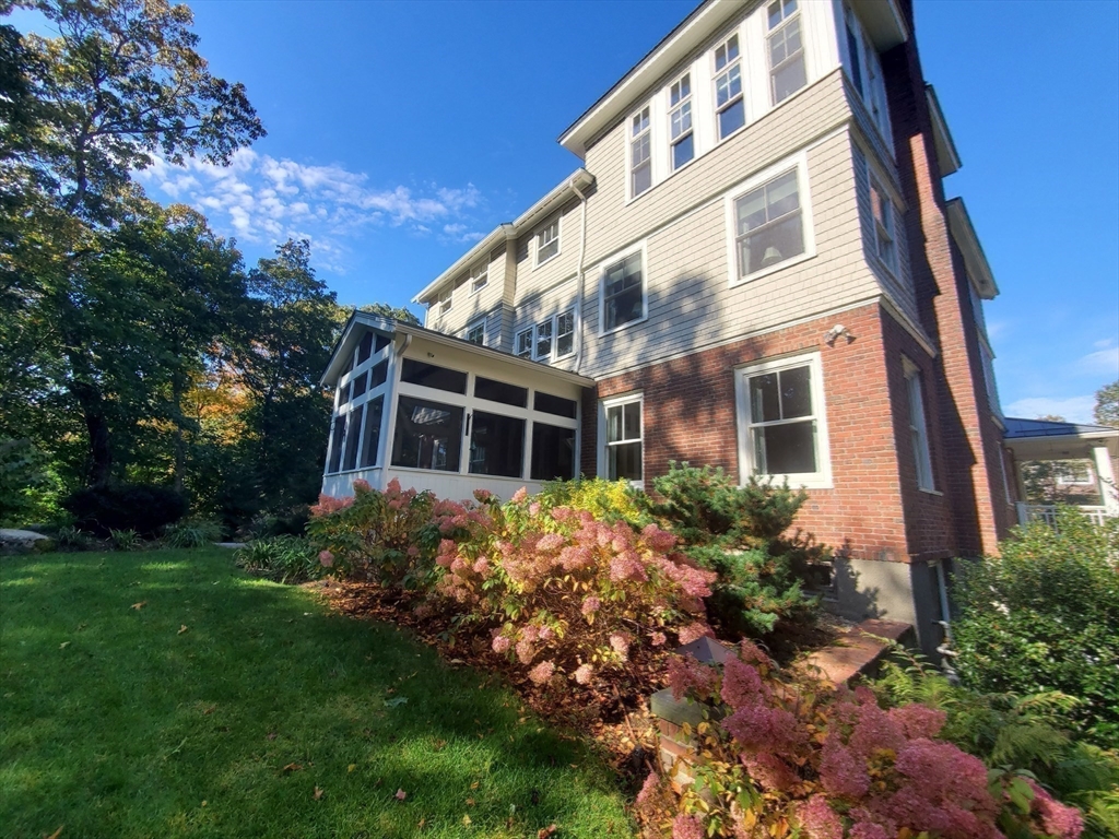 34 Pilgrim Rd