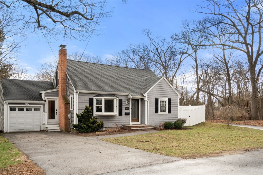 438 Mount Vernon St