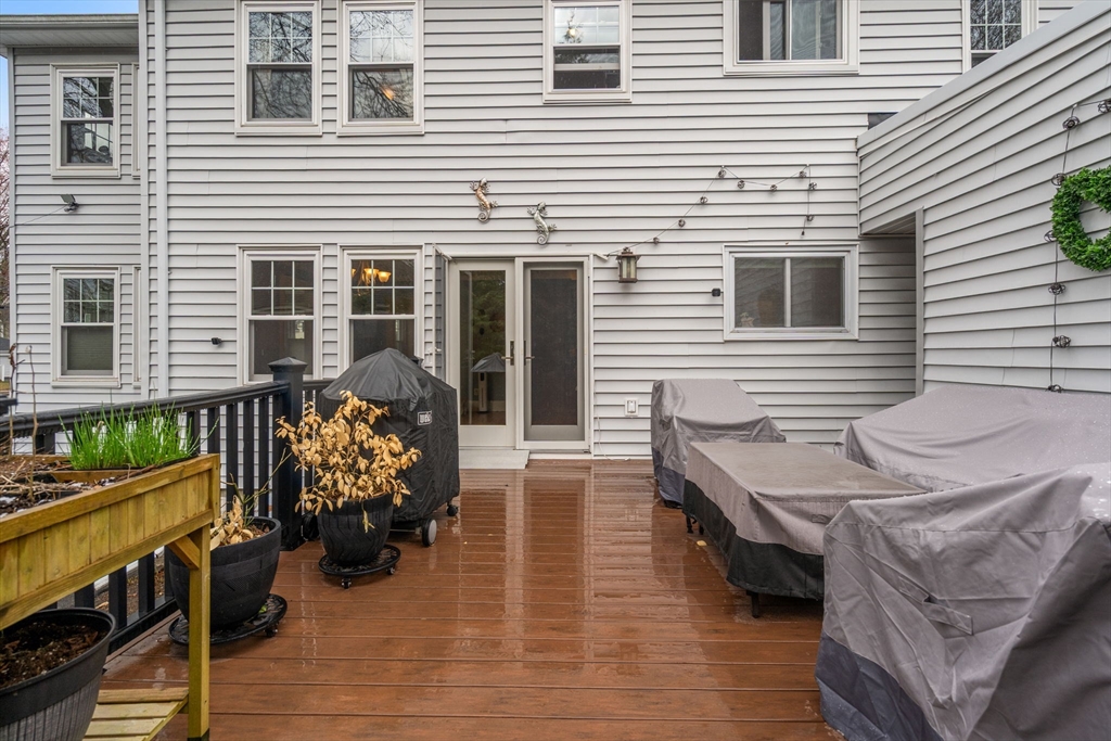 54-56 Noble St