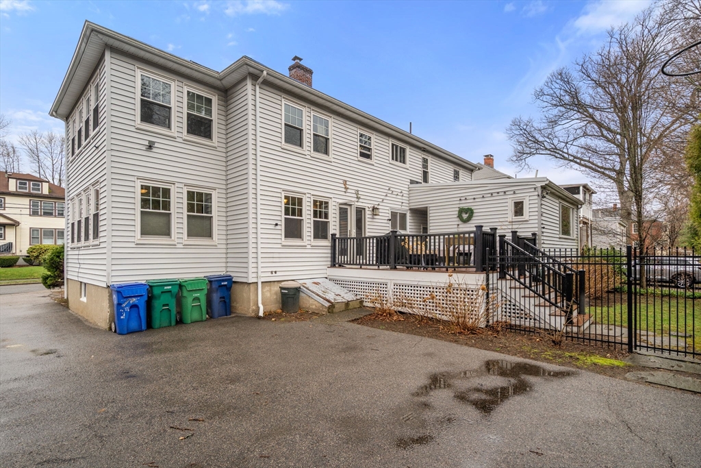 54-56 Noble St