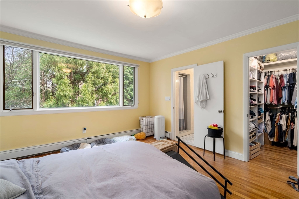 54-56 Noble St