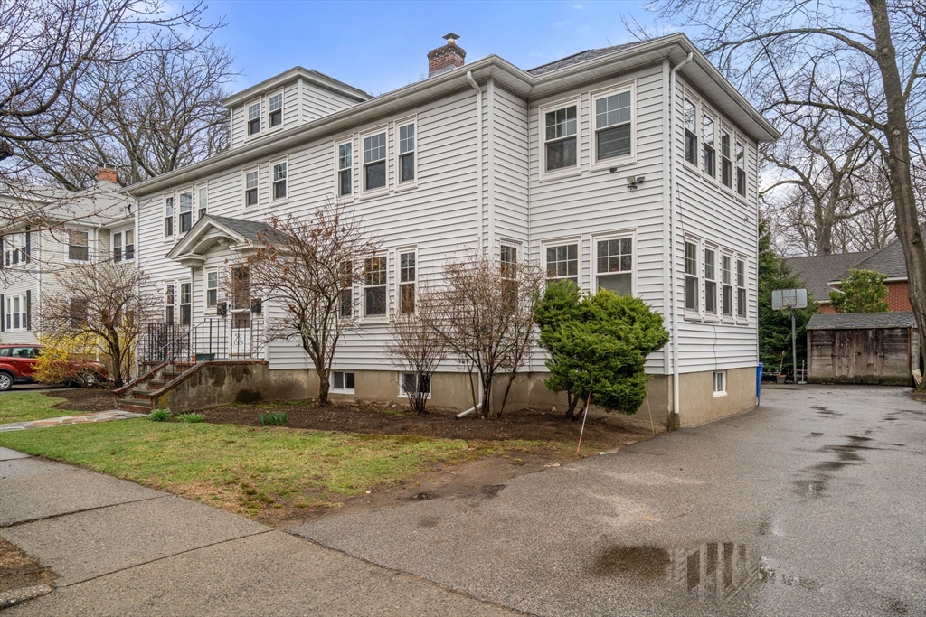 54-56 Noble St