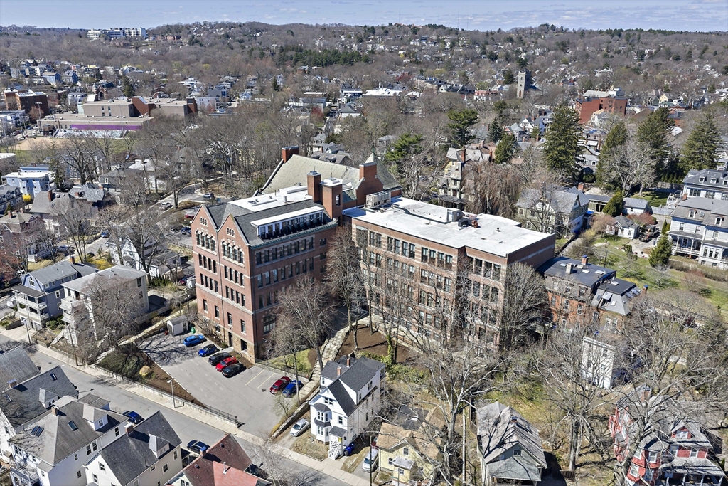 76 Elm St # 114