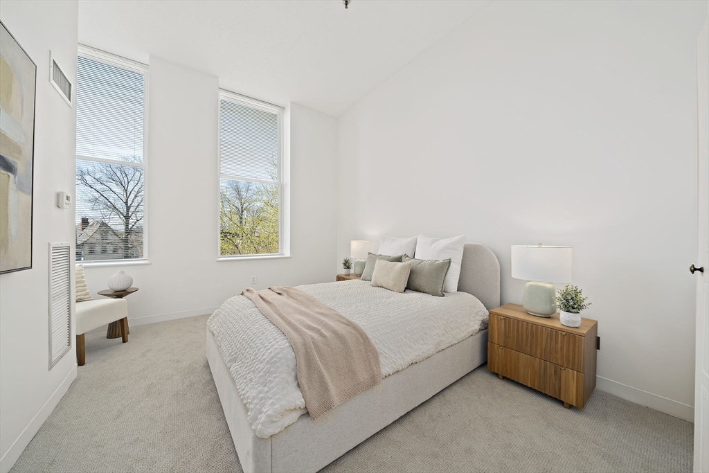 76 Elm St # 114