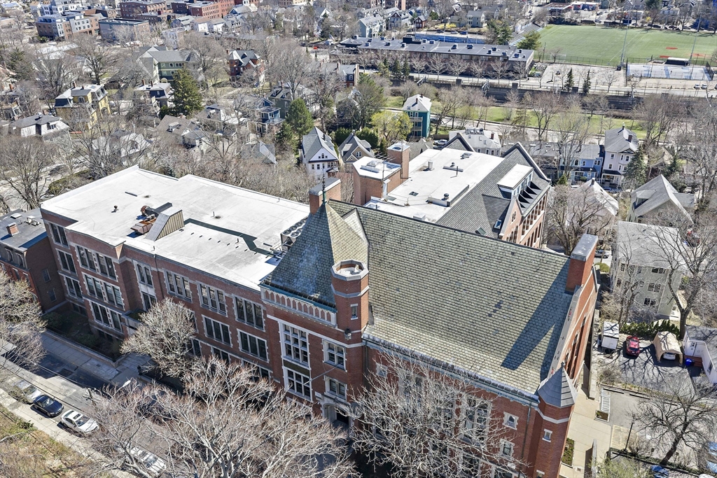 76 Elm St # 114
