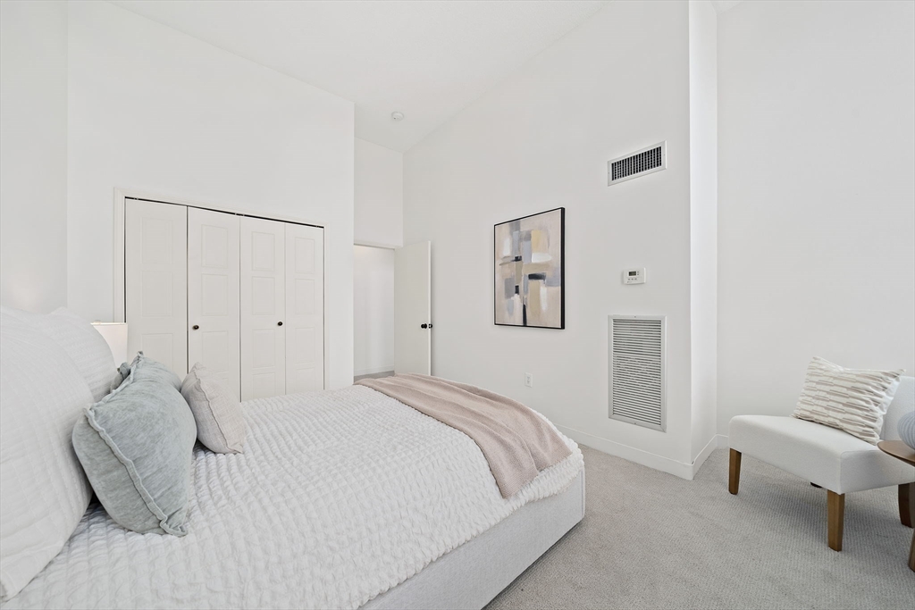 76 Elm St # 114