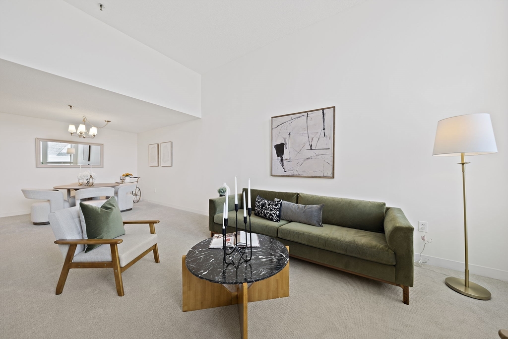 76 Elm St # 114