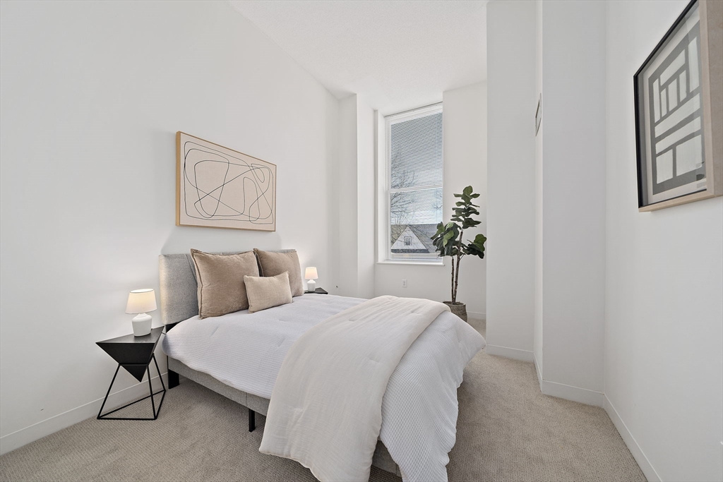 76 Elm St # 114