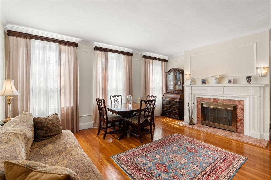 325 Tappan St # 6