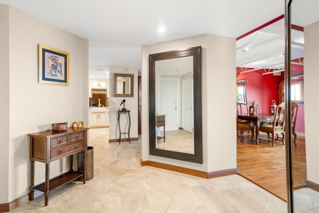150 Lynnway # 702 Unit: PH-702