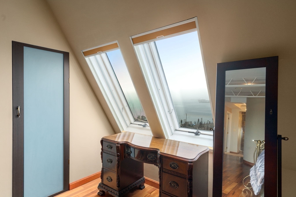 150 Lynnway # 702 Unit: PH-702